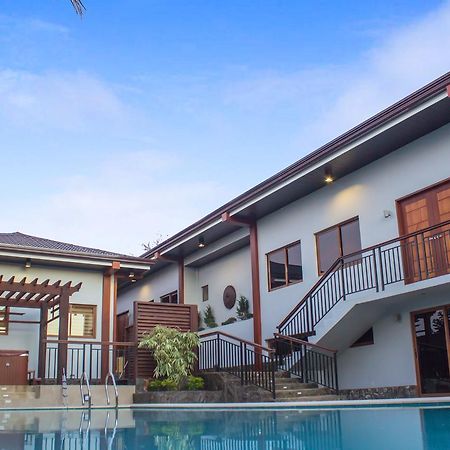 Bed and Breakfast Zen Garden à Cavite Extérieur photo